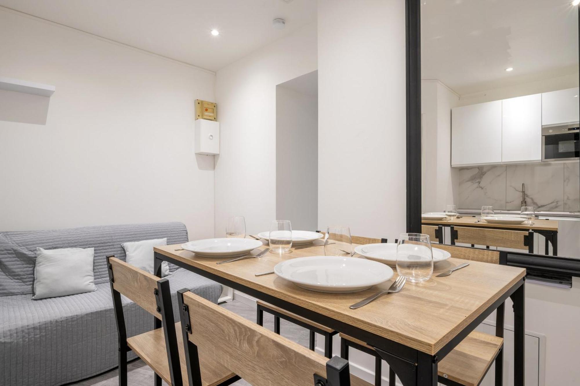 Des Colombes - Welkeys * Courbevoie